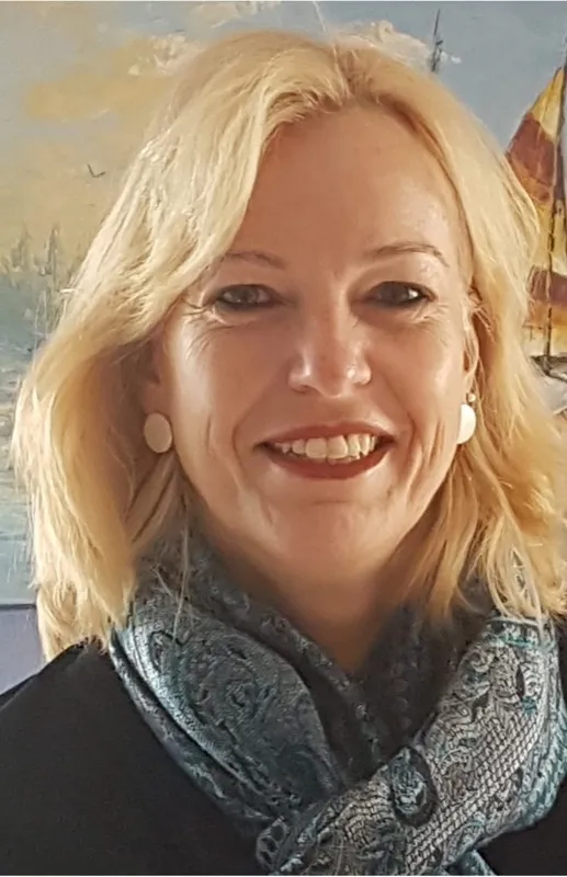 Kerstin Walczok, Kassiererin